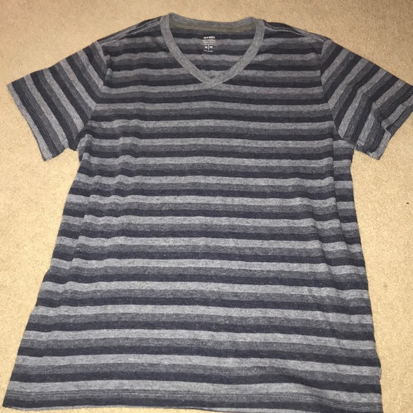 Old Navy Other - Old navy v-neck